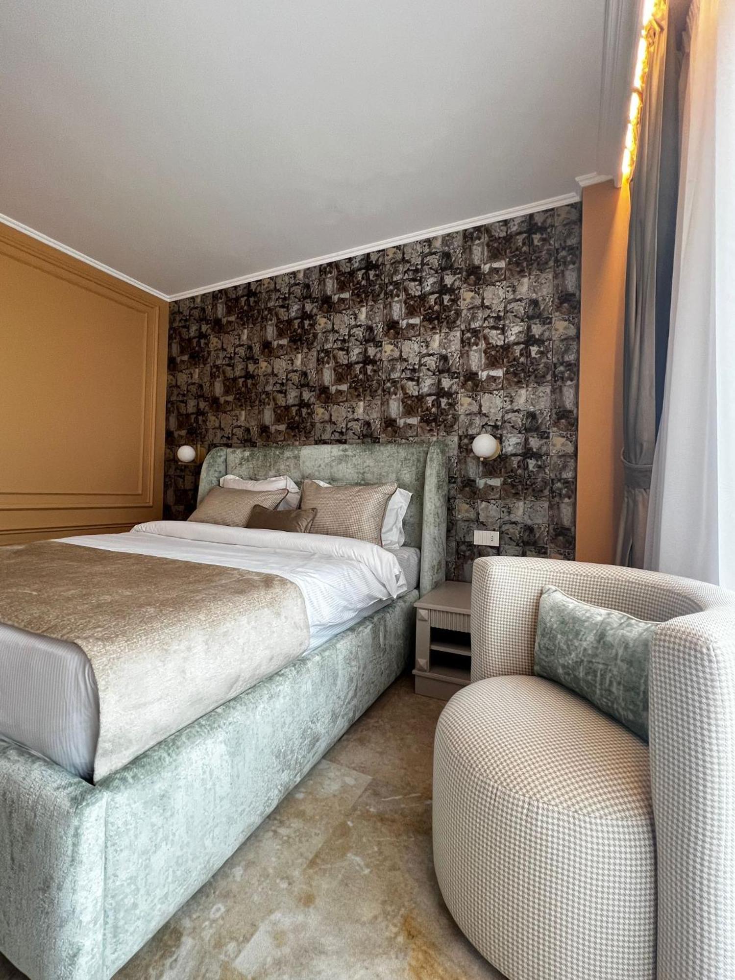 Boutique Hotel Bals المظهر الخارجي الصورة
