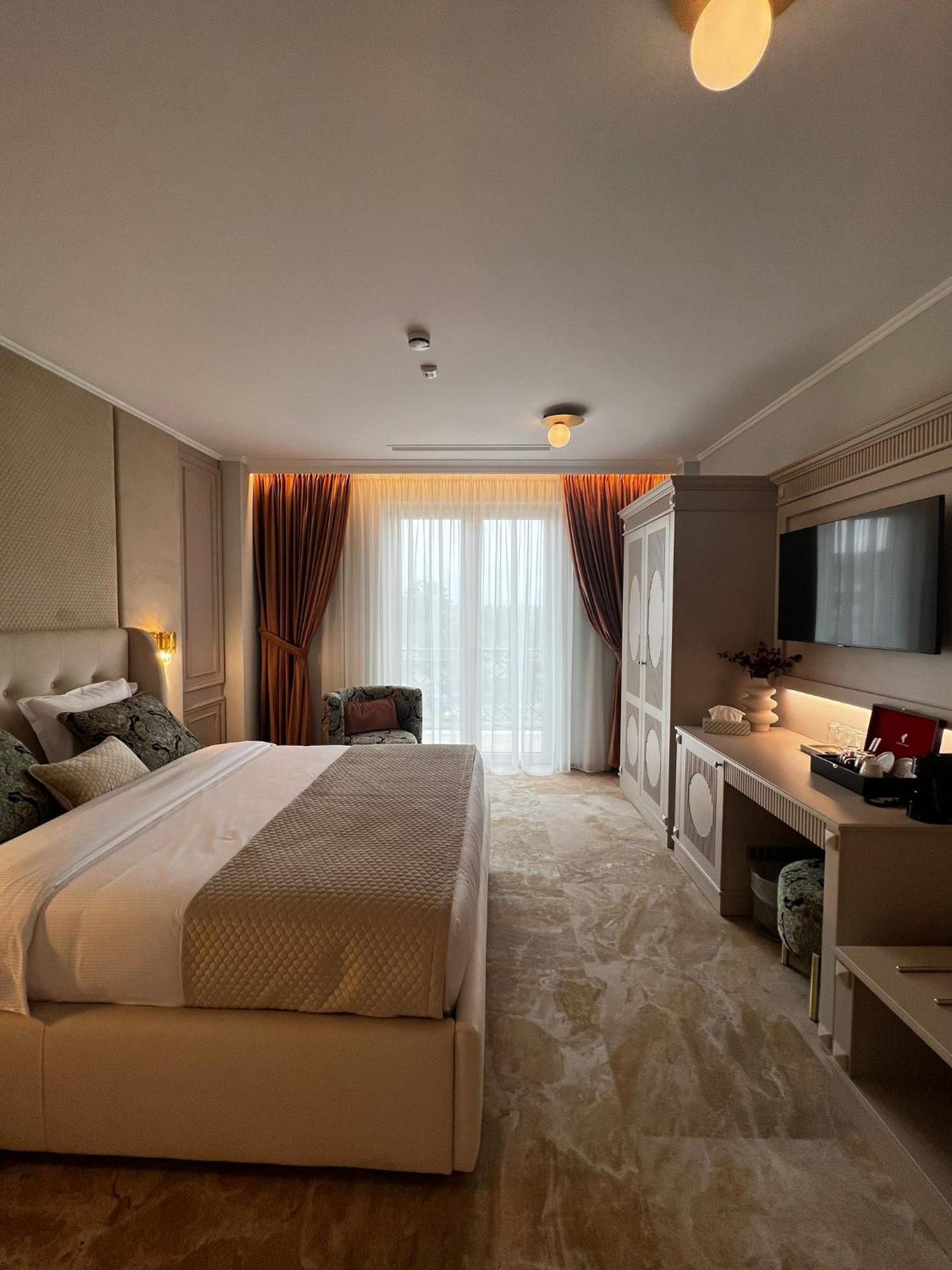 Boutique Hotel Bals المظهر الخارجي الصورة