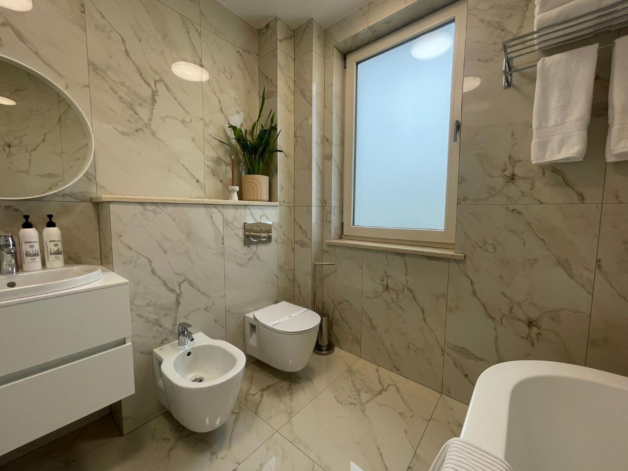 Boutique Hotel Bals المظهر الخارجي الصورة