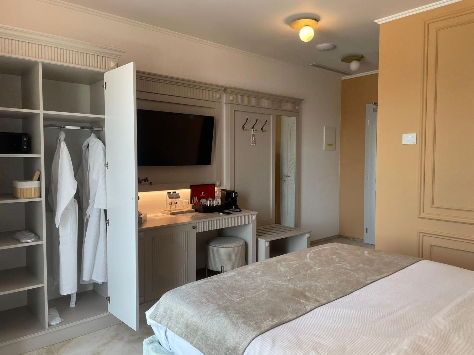Boutique Hotel Bals المظهر الخارجي الصورة