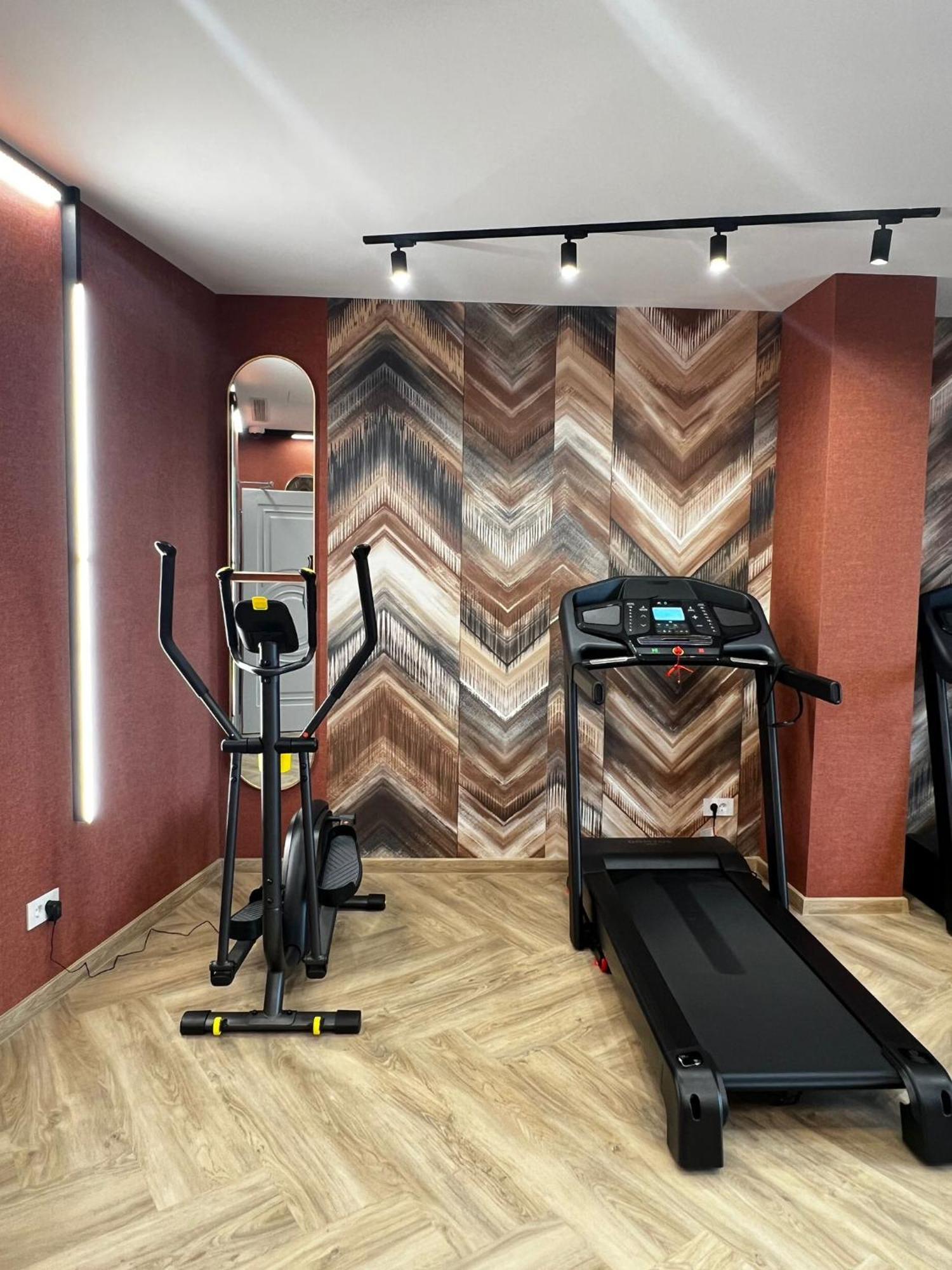 Boutique Hotel Bals المظهر الخارجي الصورة